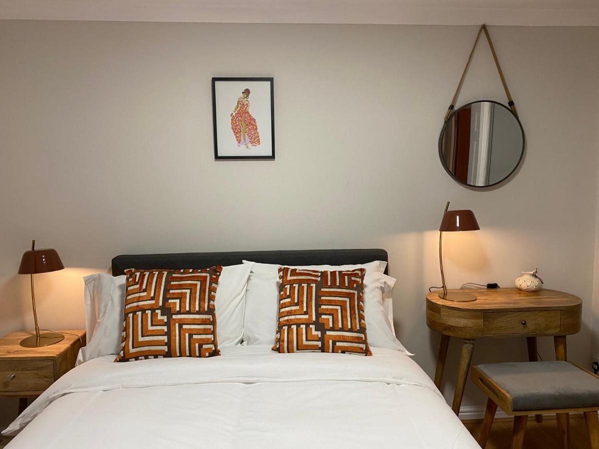 Private Main Door Lovely 2 Bedroom Apartment Edimburgo Esterno foto