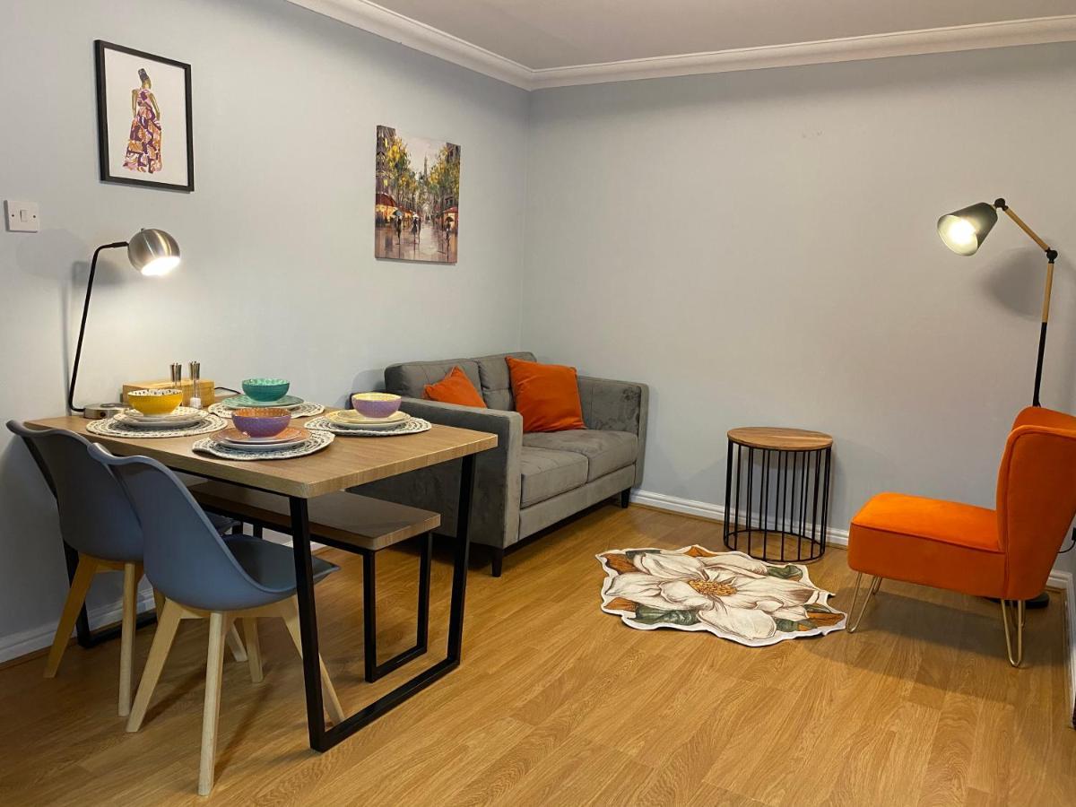 Private Main Door Lovely 2 Bedroom Apartment Edimburgo Esterno foto