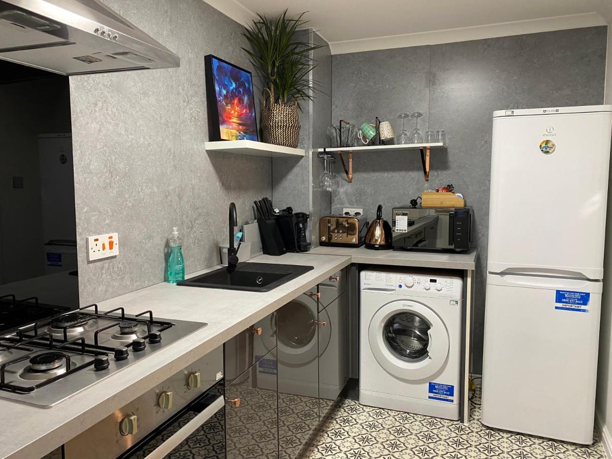 Private Main Door Lovely 2 Bedroom Apartment Edimburgo Esterno foto