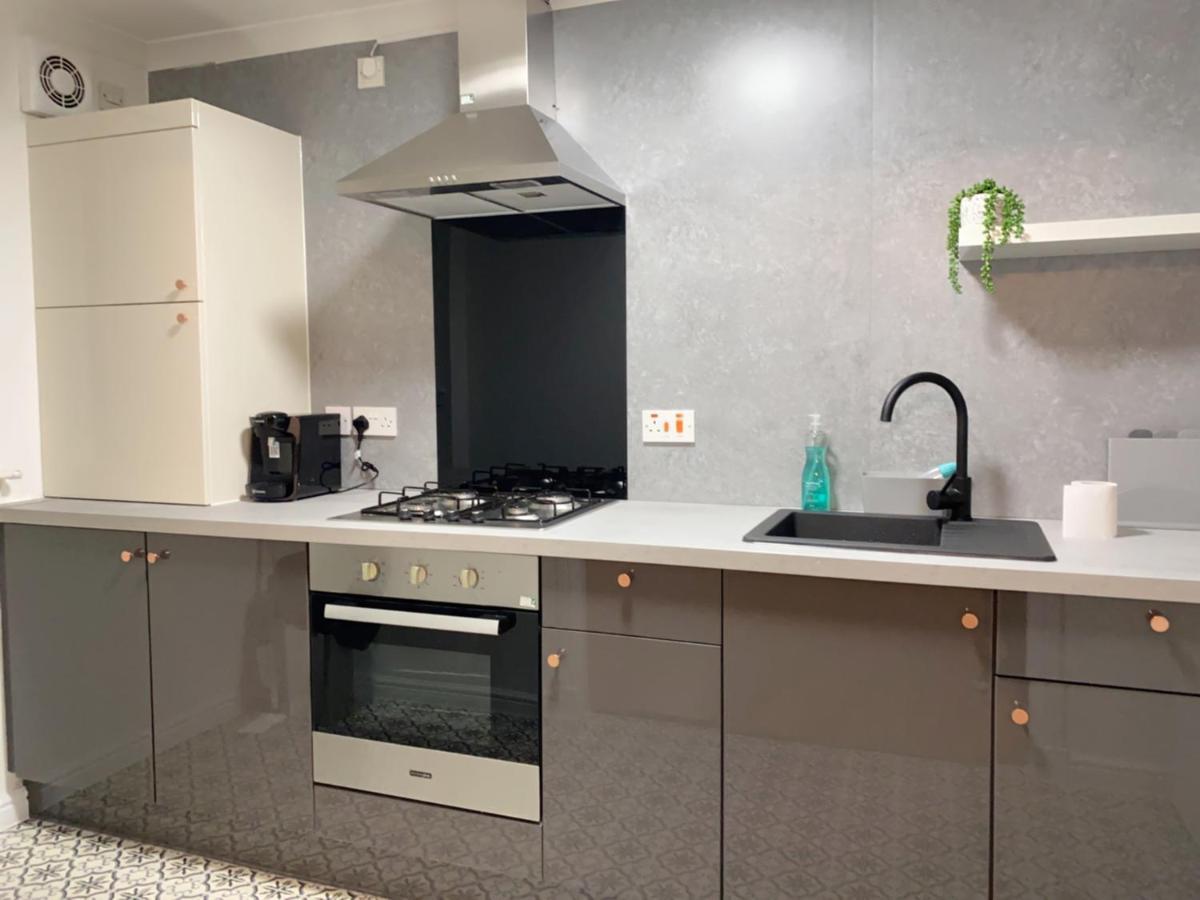 Private Main Door Lovely 2 Bedroom Apartment Edimburgo Esterno foto