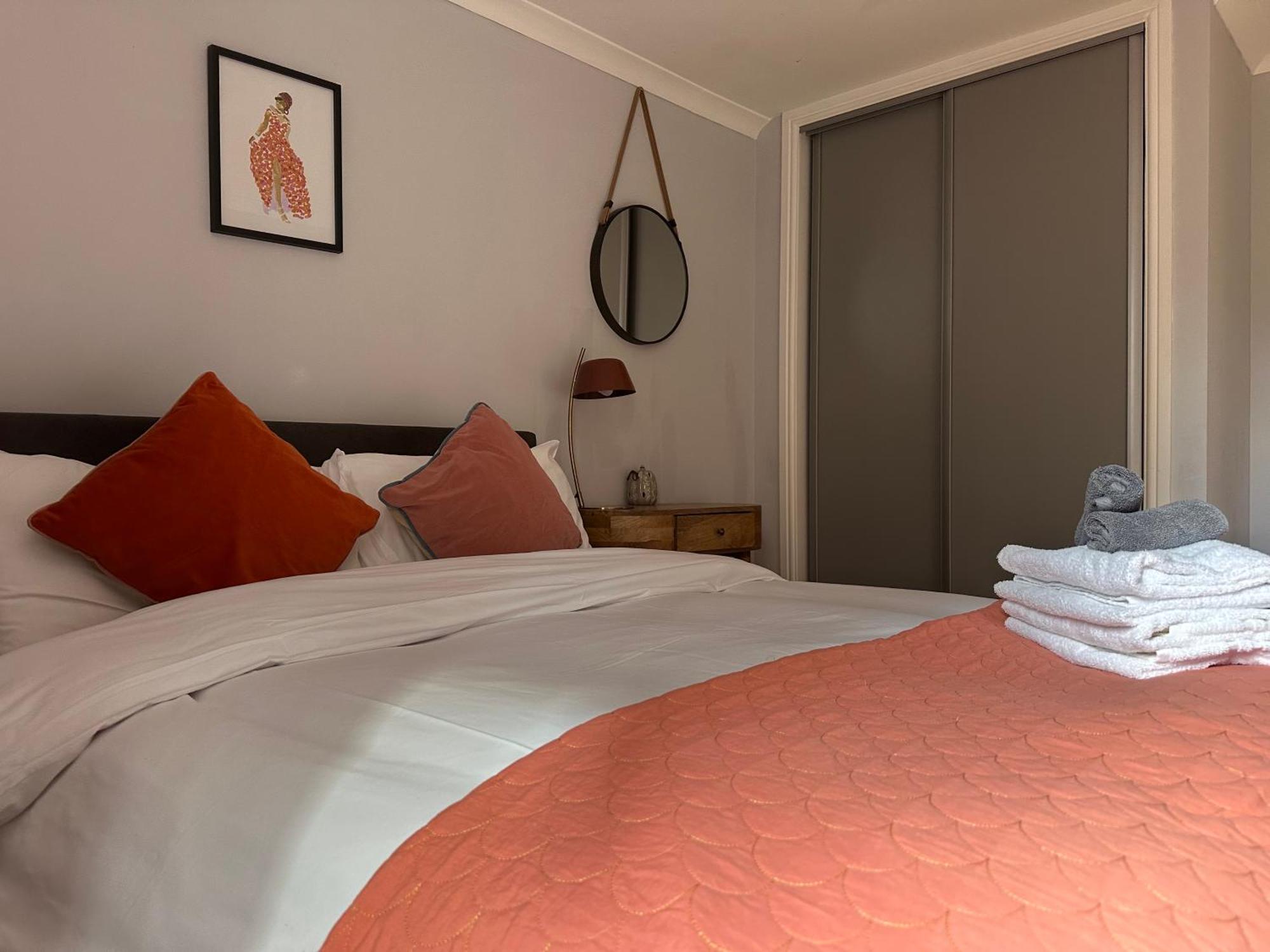 Private Main Door Lovely 2 Bedroom Apartment Edimburgo Esterno foto